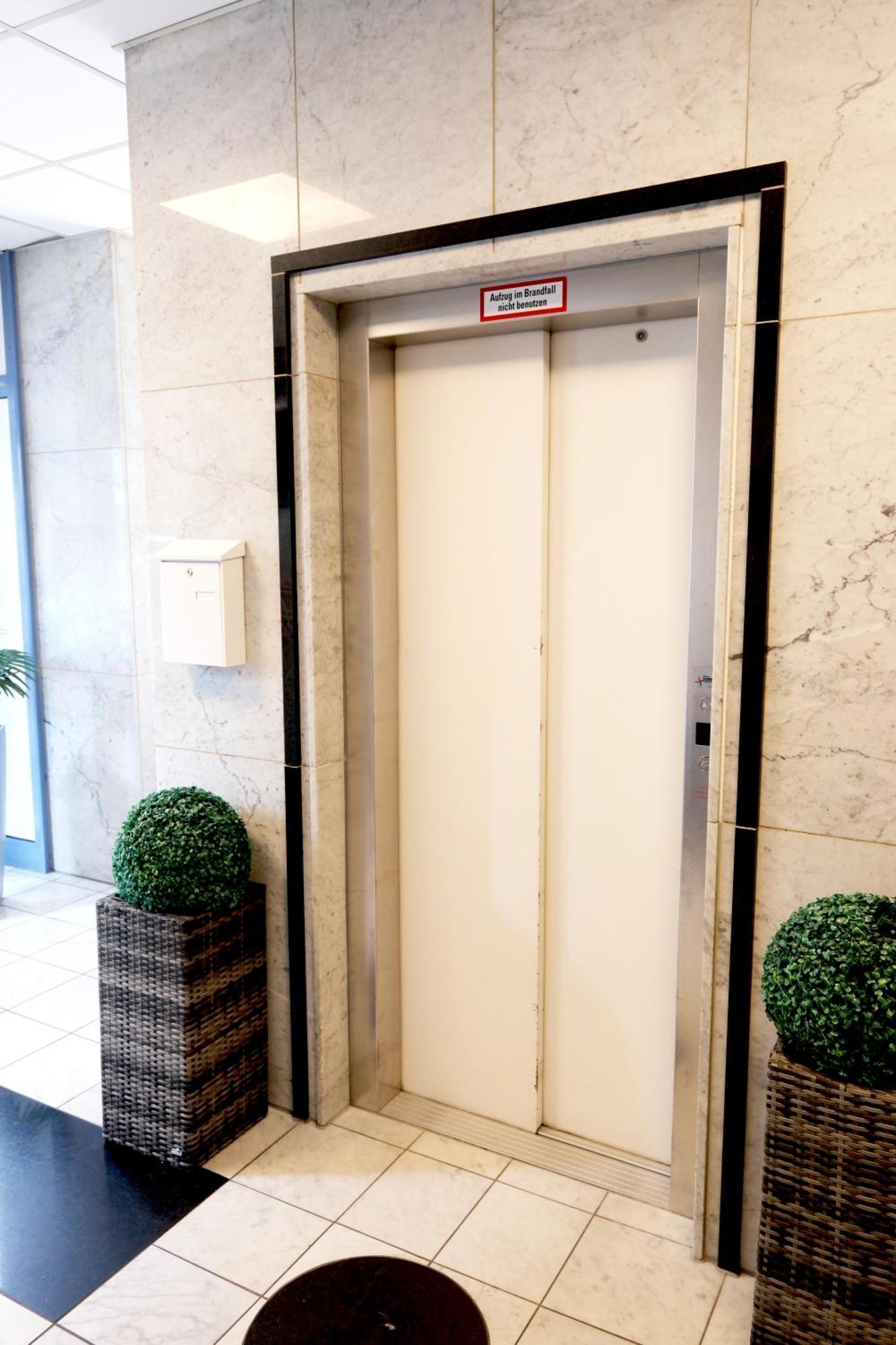 Stargaze Forum Hotel Duesseldorf-Hilden Ngoại thất bức ảnh