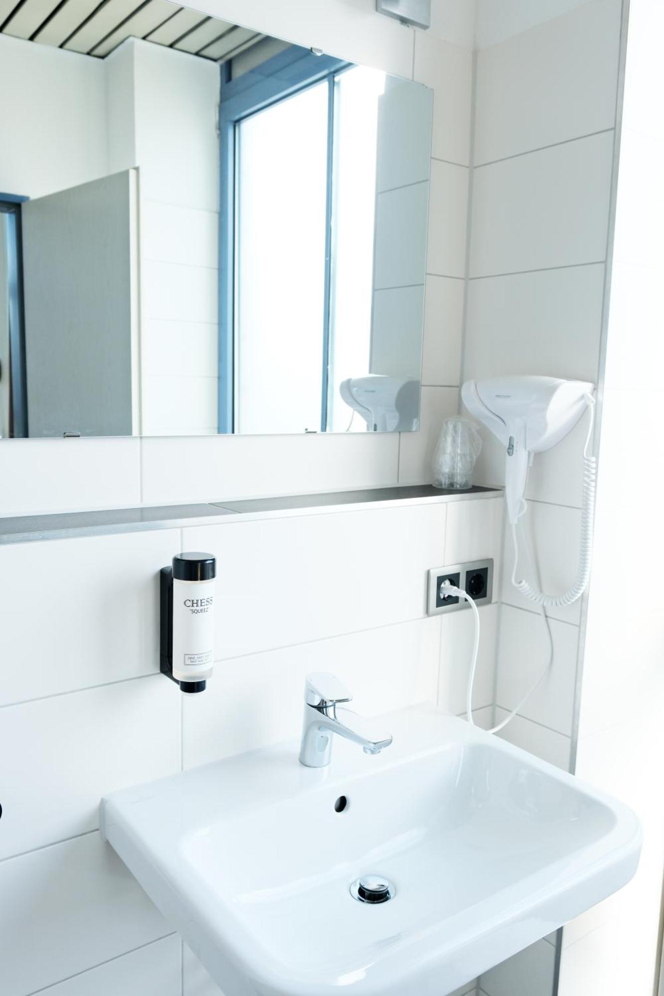 Stargaze Forum Hotel Duesseldorf-Hilden Ngoại thất bức ảnh