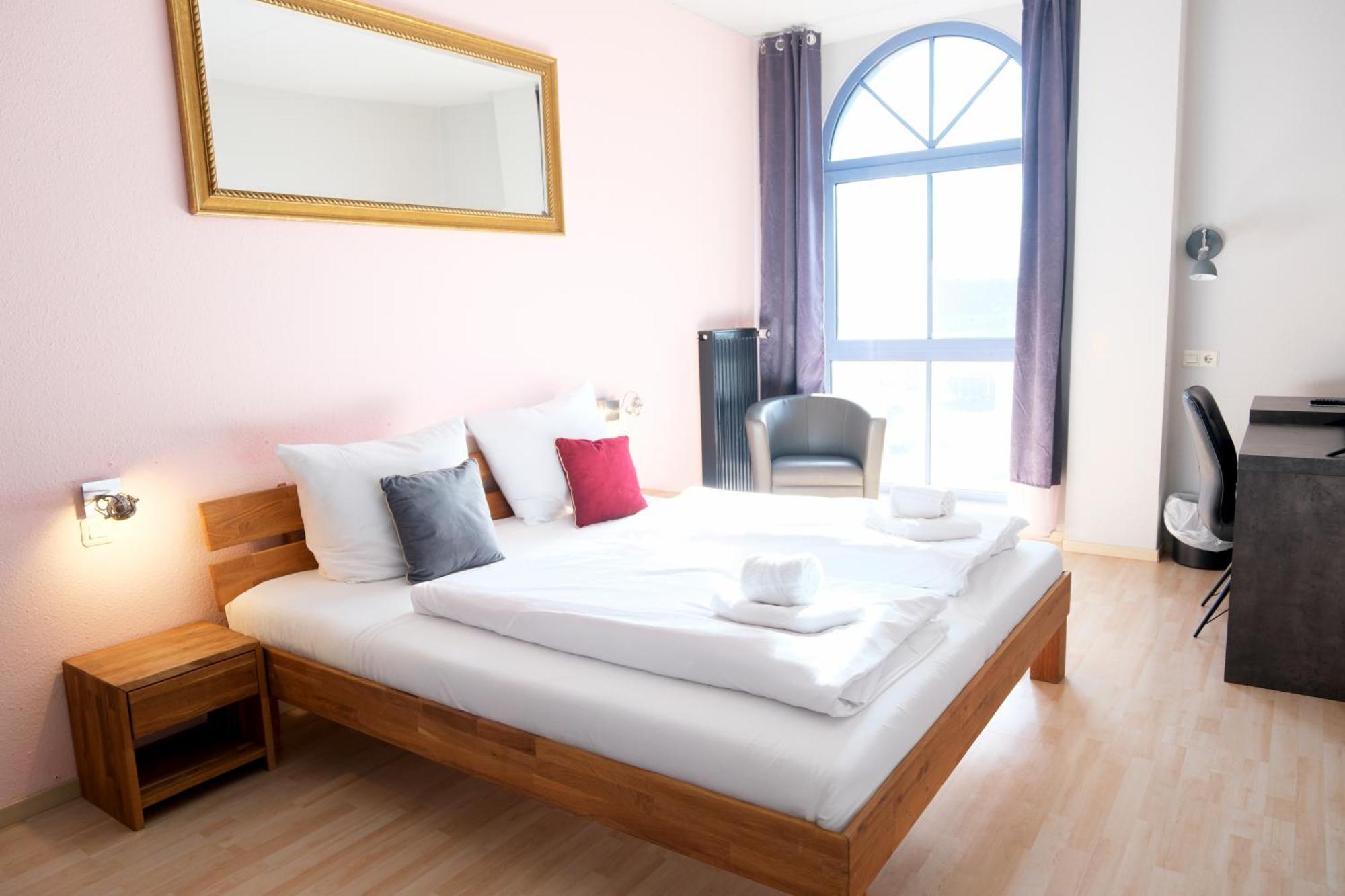 Stargaze Forum Hotel Duesseldorf-Hilden Ngoại thất bức ảnh